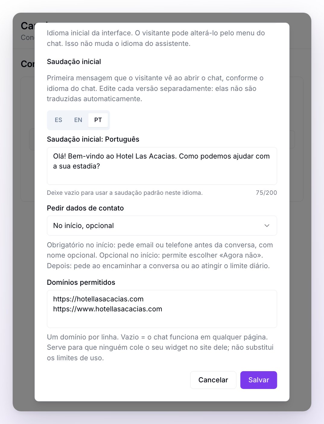 A mesma janela mais abaixo: a saudação inicial com as abas ES, EN e PT, Pedir dados de contato, Domínios permitidos e os botões Cancelar e Salvar