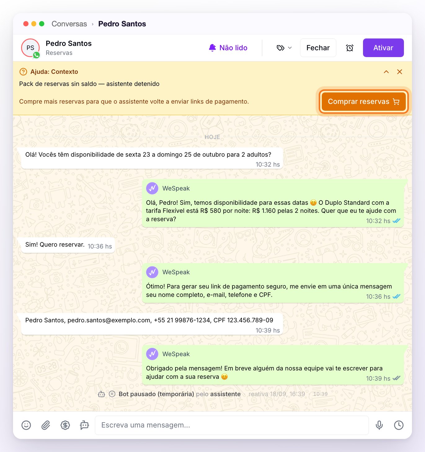 Conversa em que o assistente parou por falta de saldo, com o aviso Ajuda: Contexto e o botão Comprar reservas