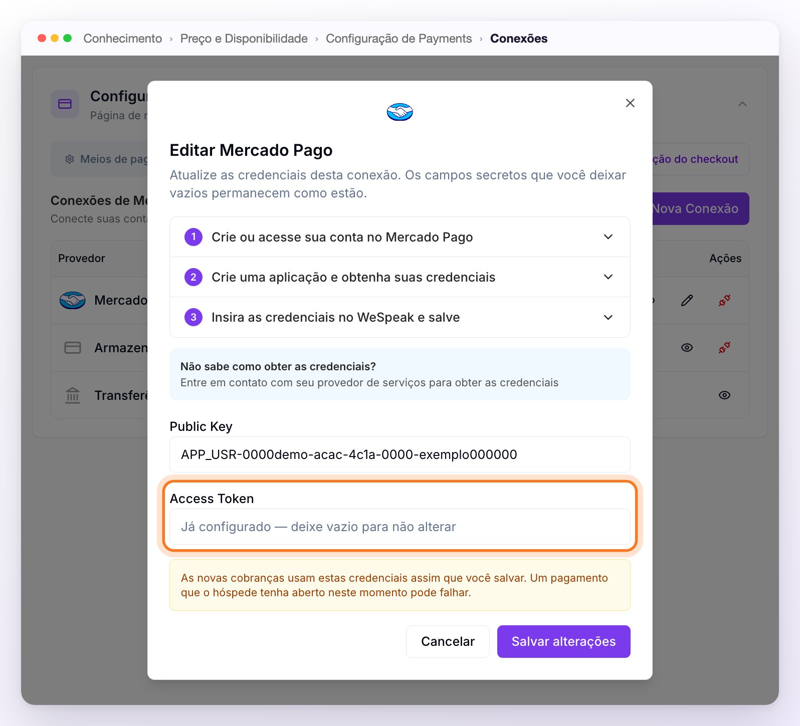 A janela Editar Mercado Pago com o guia recolhido, a Public Key preenchida, o campo Access Token vazio com o texto Já configurado destacado e o aviso sobre pagamentos em andamento