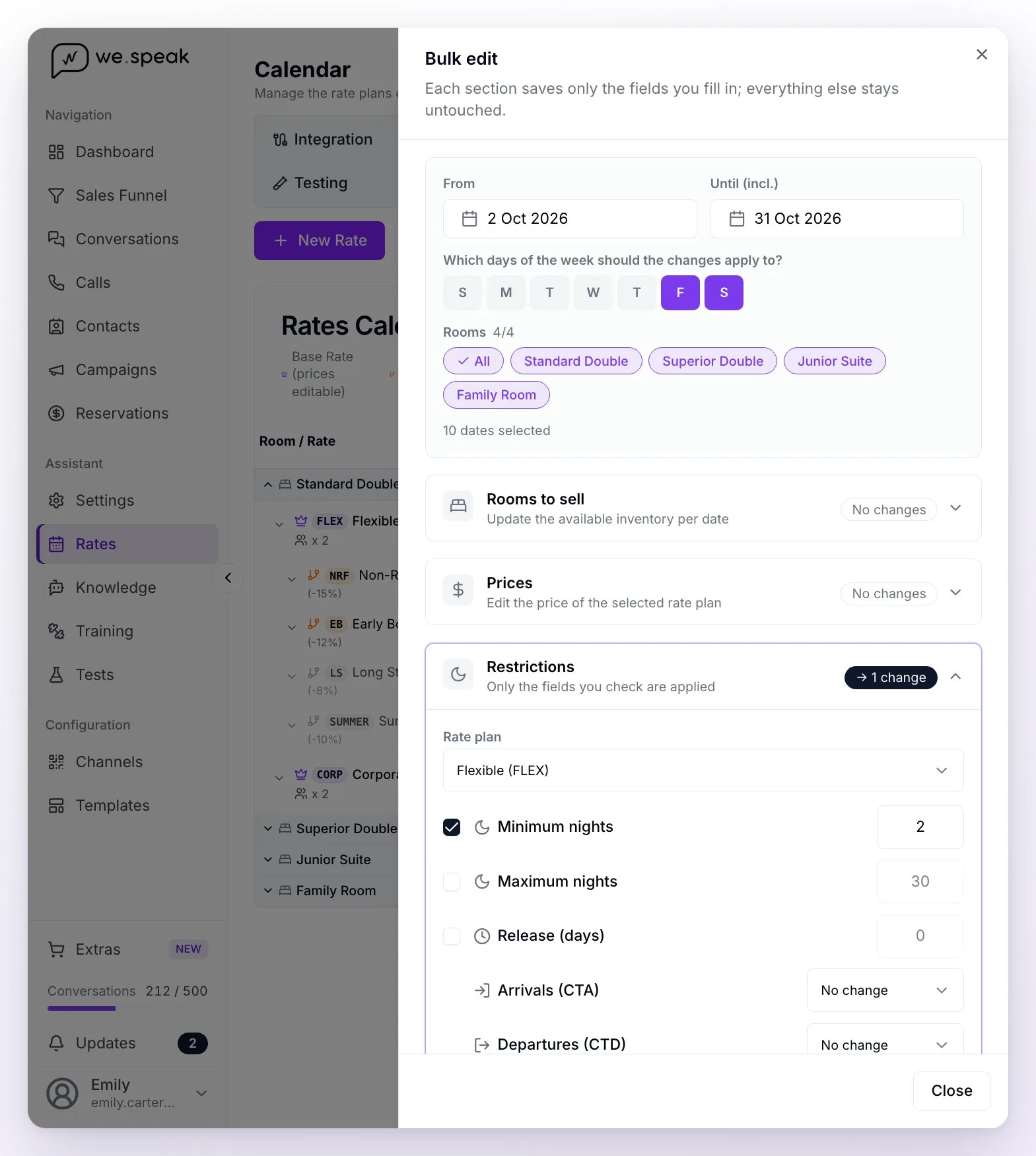 The Bulk Editor open over the Calendar: the Fridays and Saturdays from October 2 to 31 in the four rooms, and the Restrictions section of the Flexible rate with a minimum of 2 nights